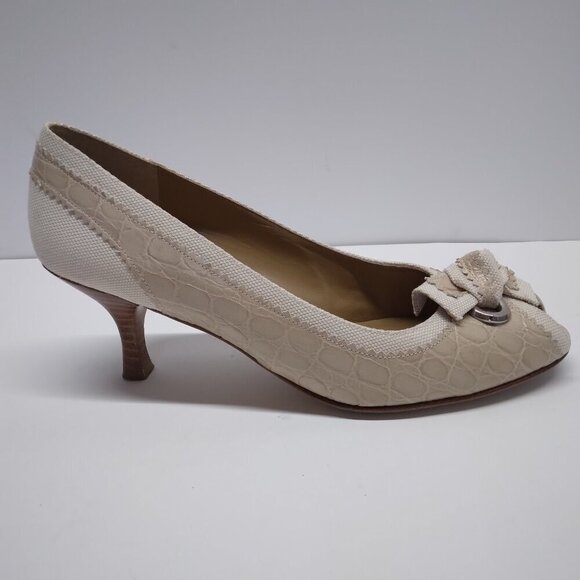 Stuart Weitzman Croc Embossed Peep Toe Knot Heels Size 9M - Picture 8 of 16